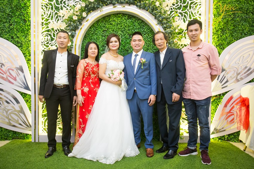 chọn ảnh viện chụp hình ngày cưới tại khu trường chinh