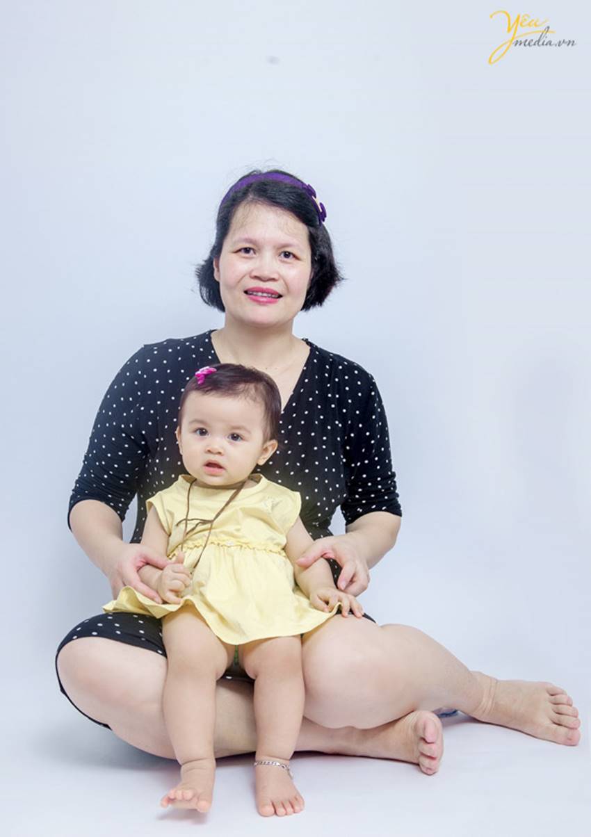 chụp ảnh gia đình tại studio