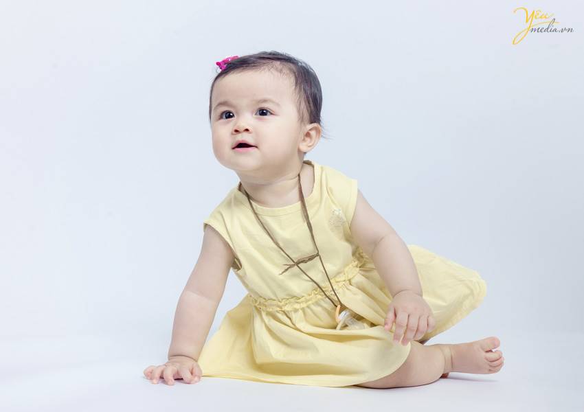 chụp ảnh gia đình tại studio