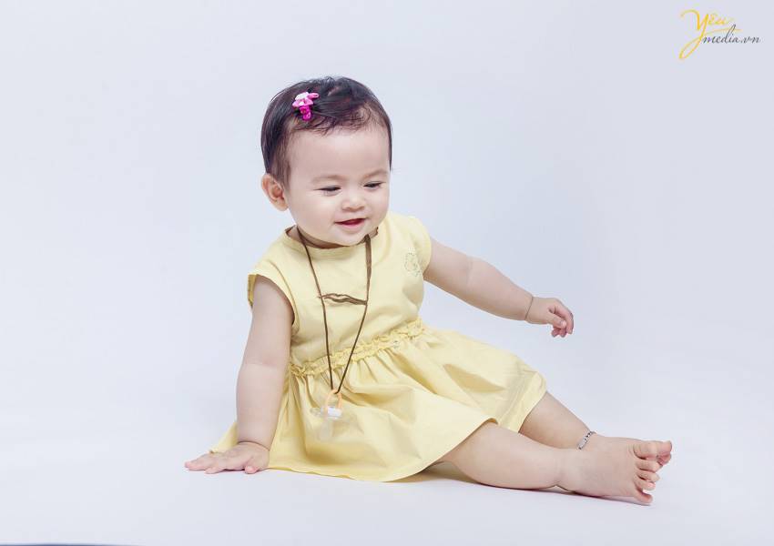 chụp ảnh gia đình tại studio