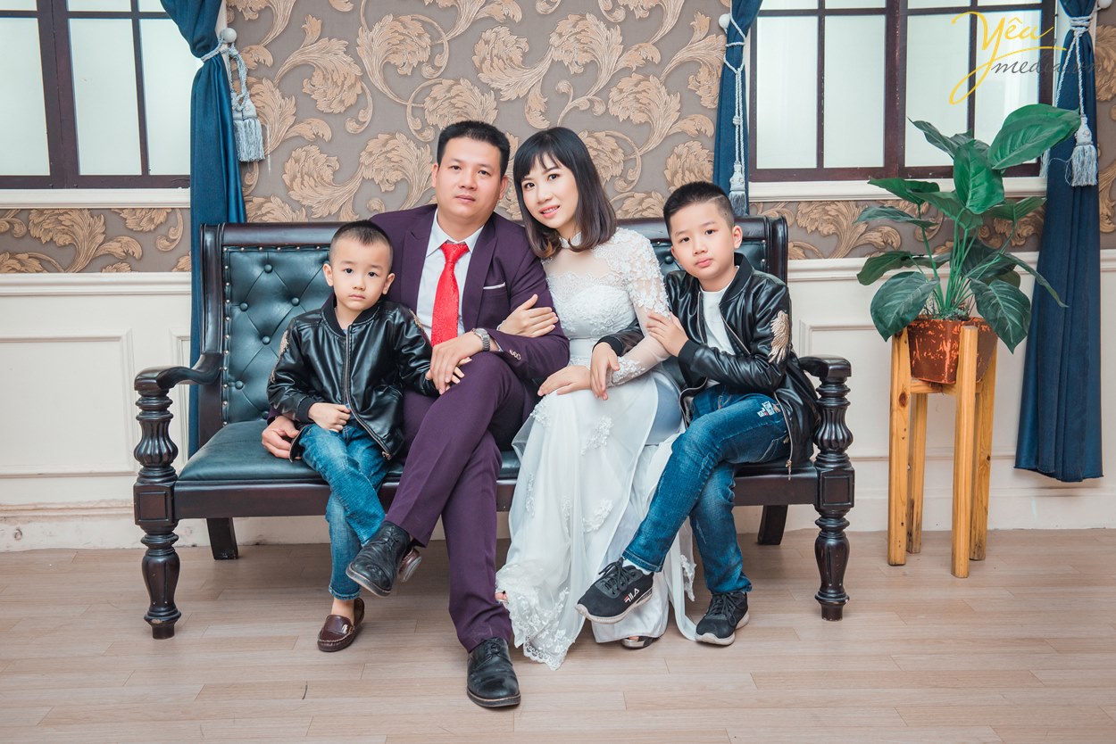 chụp ảnh gia đình 4 người tại hà nội