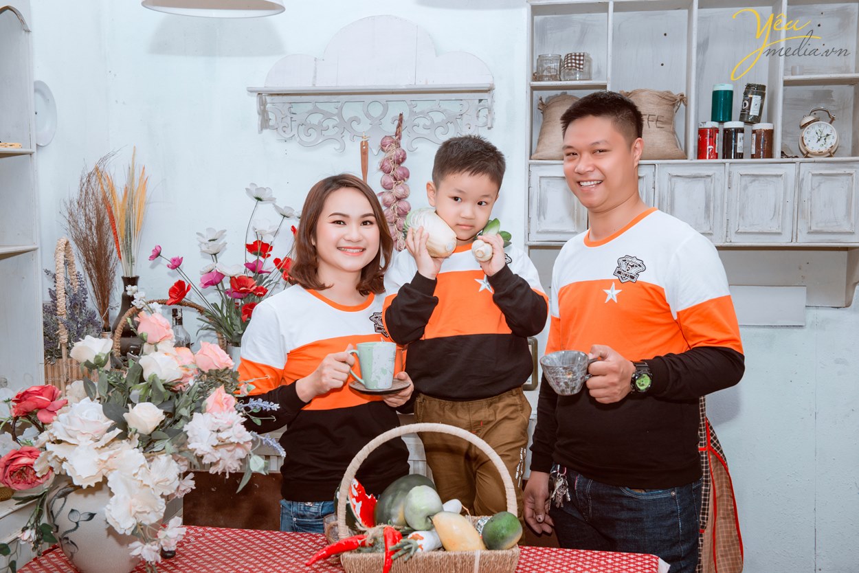 chuyên chụp studio gia đình ở hà nội review
