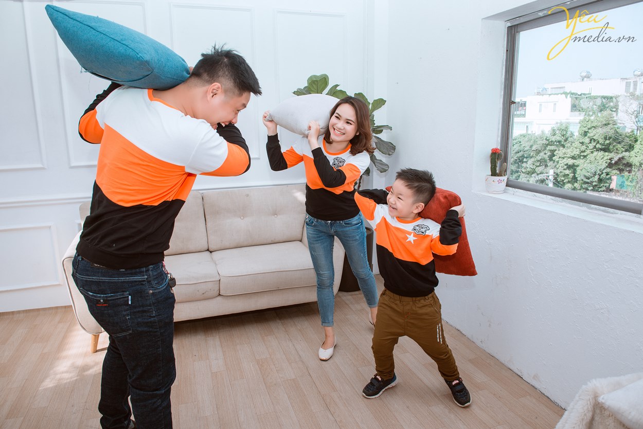 chụp hình gia đình ở phim trường hà nội có gì đẹp