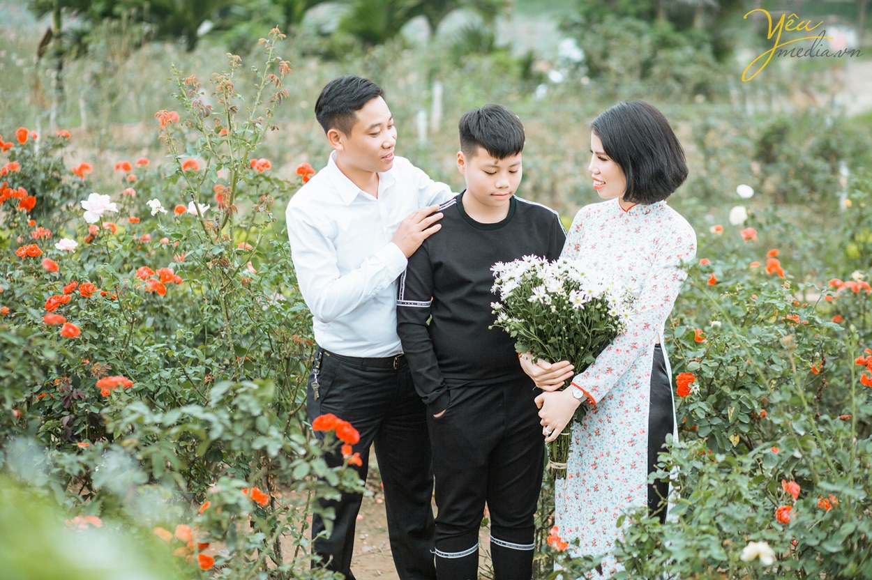 hà nội có vườn hoa hồng nào chụp ảnh đẹp