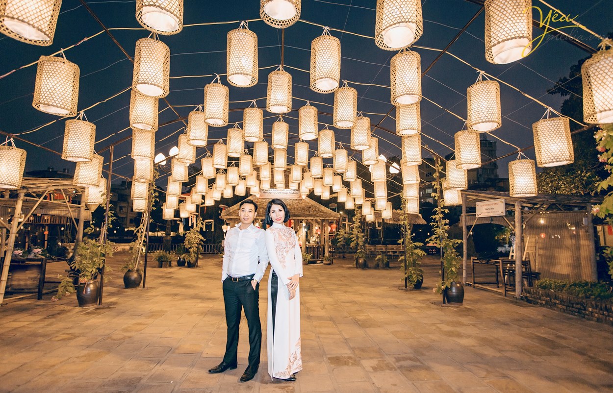 chụp ảnh đẹp ở khu phố đèn lồng buổi tối