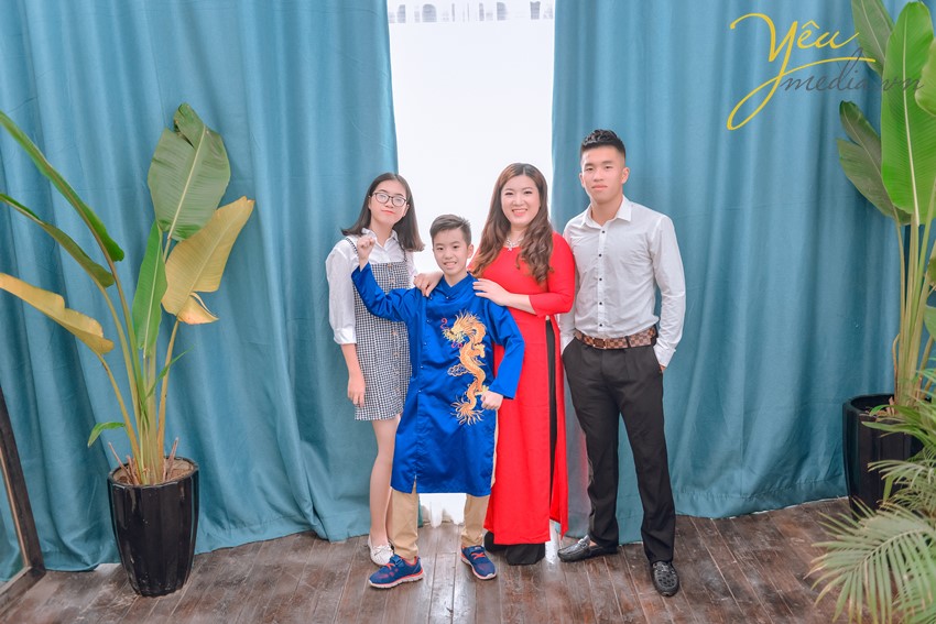 ekip chụp ảnh gia đình có tâm yêu media