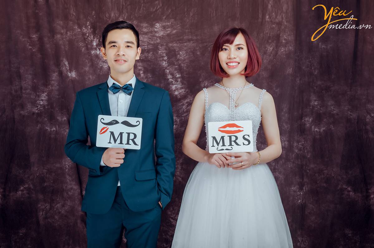 Chụp ảnh gia đình tại studio