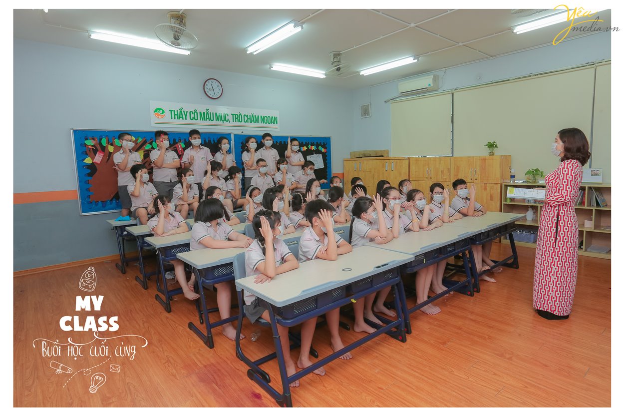 Chụp ảnh kỷ yếu là hoạt động hằng năm của các bạn học sinh cuối cấp, nhằm lưu giữ lại những khoảnh khắc, kỷ niệm đẹp của một thời học sinh. Yêu Media studio tạo nên những bức ảnh kỷ yếu đẹp độc lạ nhất dành cho các bạn học sinh hiện nay tại Hà Nội.