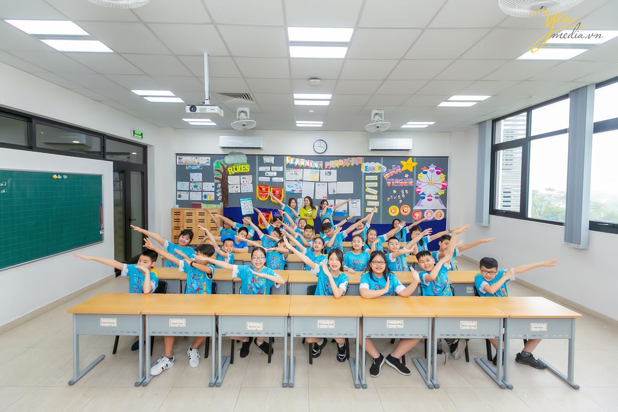 Chụp ảnh kỷ yếu cuối năm học cho học sinh trường Vinschool