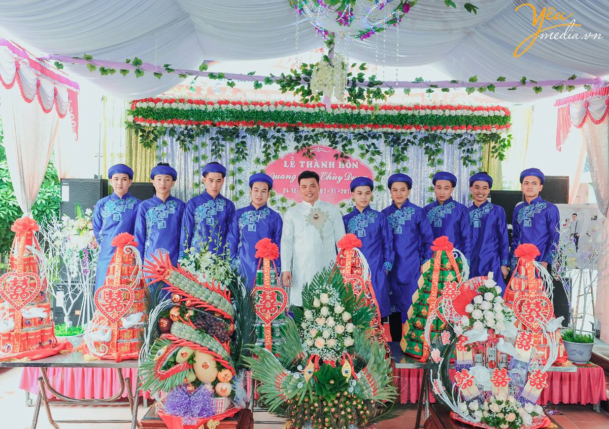 chụp ảnh phóng sự ăn hỏi