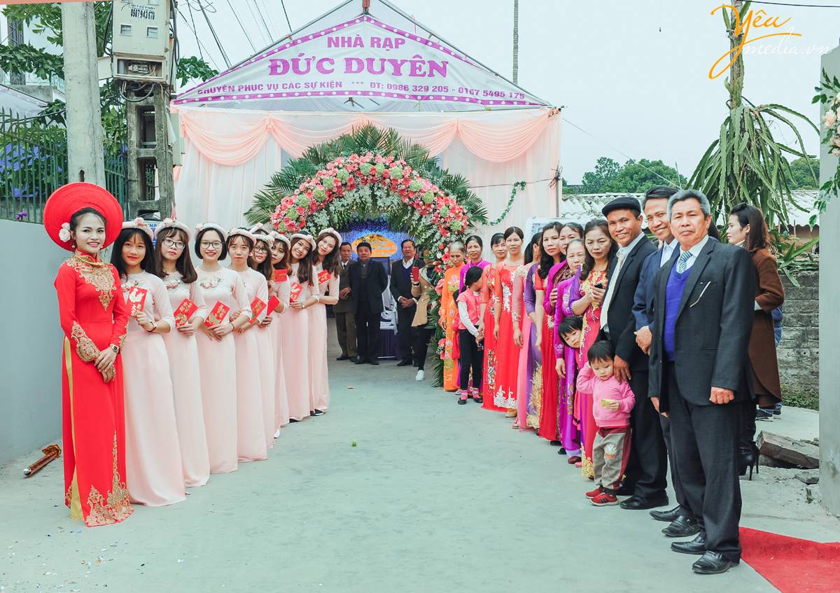 chụp ảnh phóng sự ăn hỏi