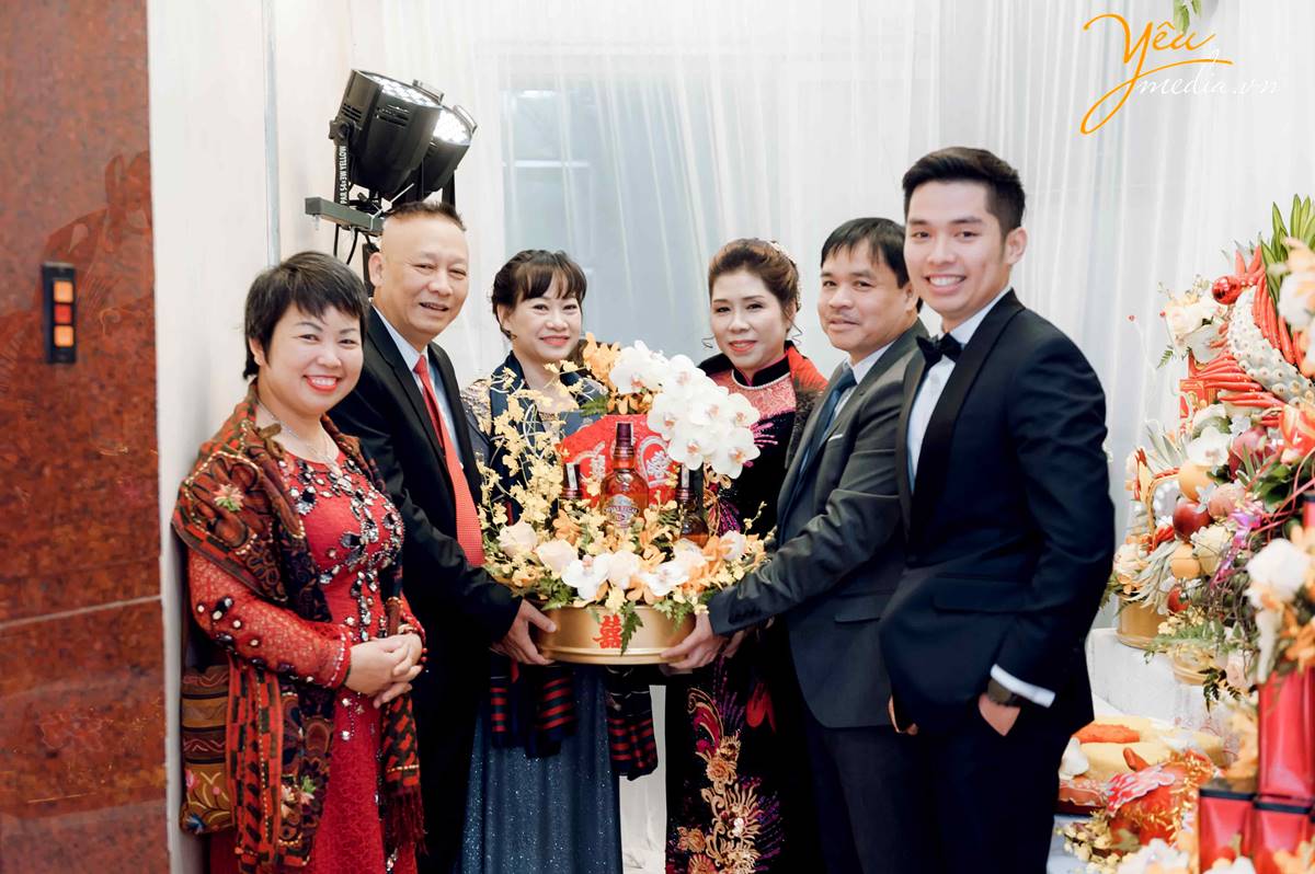Chụp ảnh phóng sự đám hỏi chủ chuỗi nhà hàng ẩm thực Thái Lan