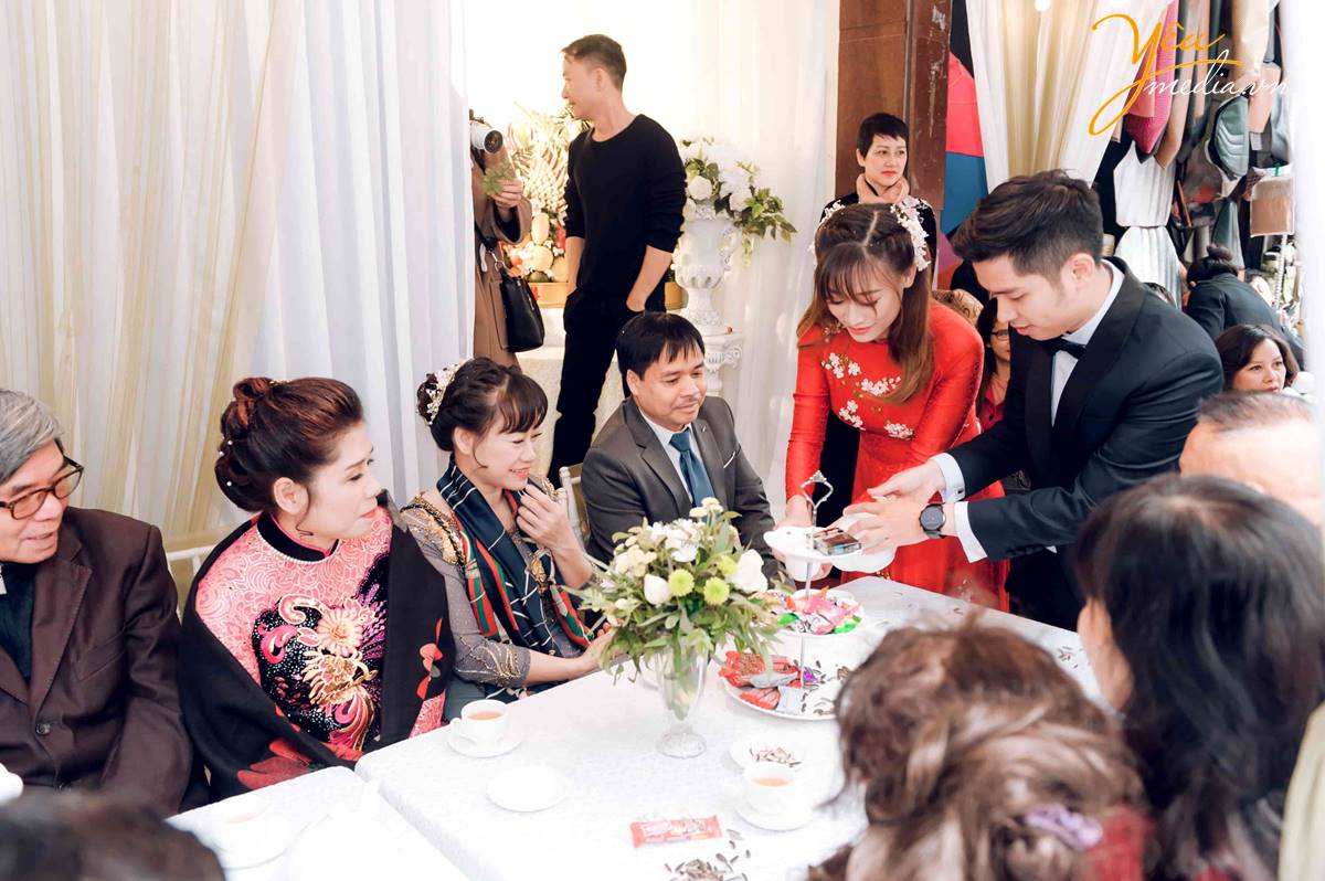 Chụp ảnh phóng sự đám hỏi chủ chuỗi nhà hàng ẩm thực Thái Lan