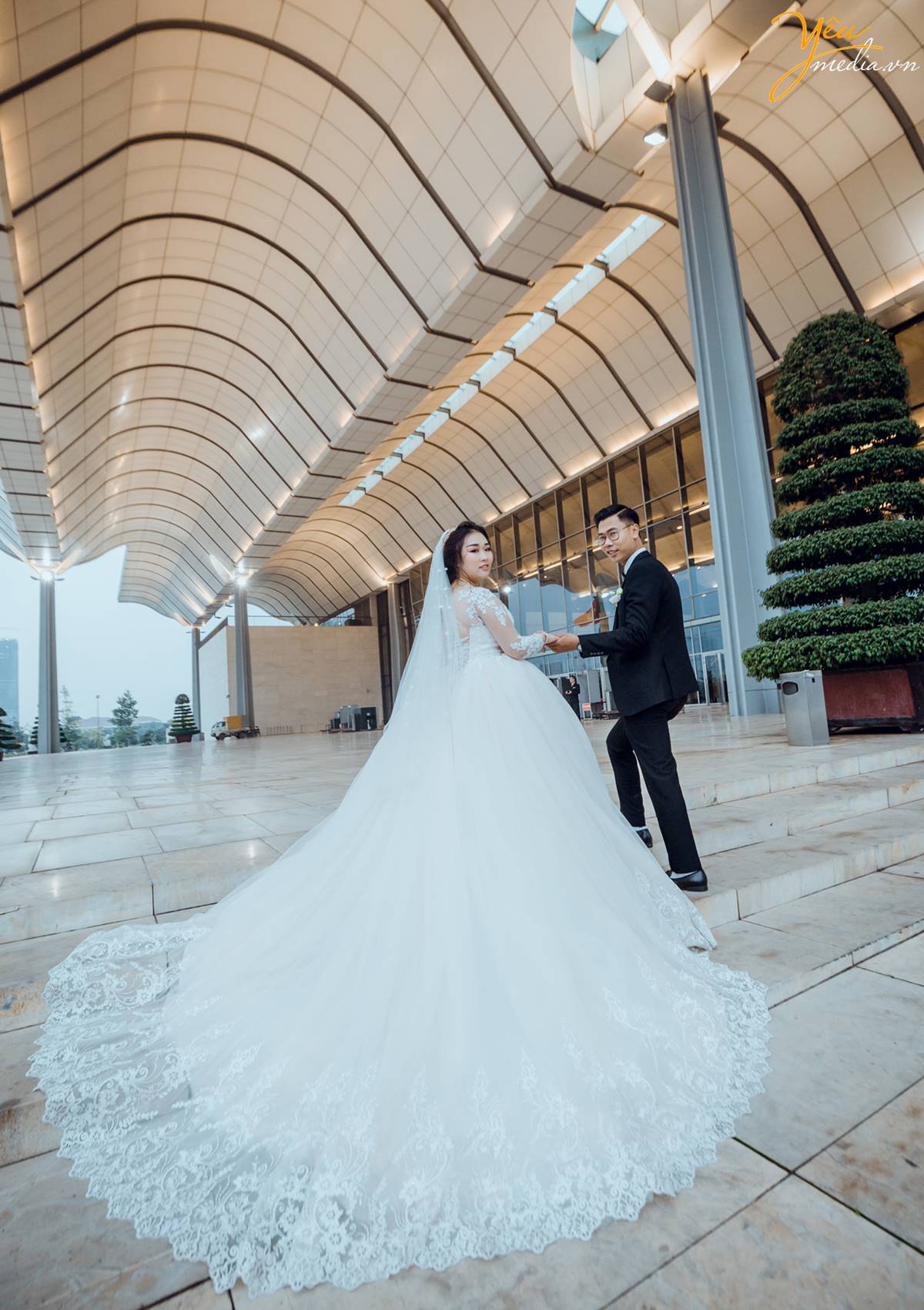 Chụp ảnh phóng sự cưới tại Trung tâm Hội nghị Quốc gia: Hiếu - Hà
