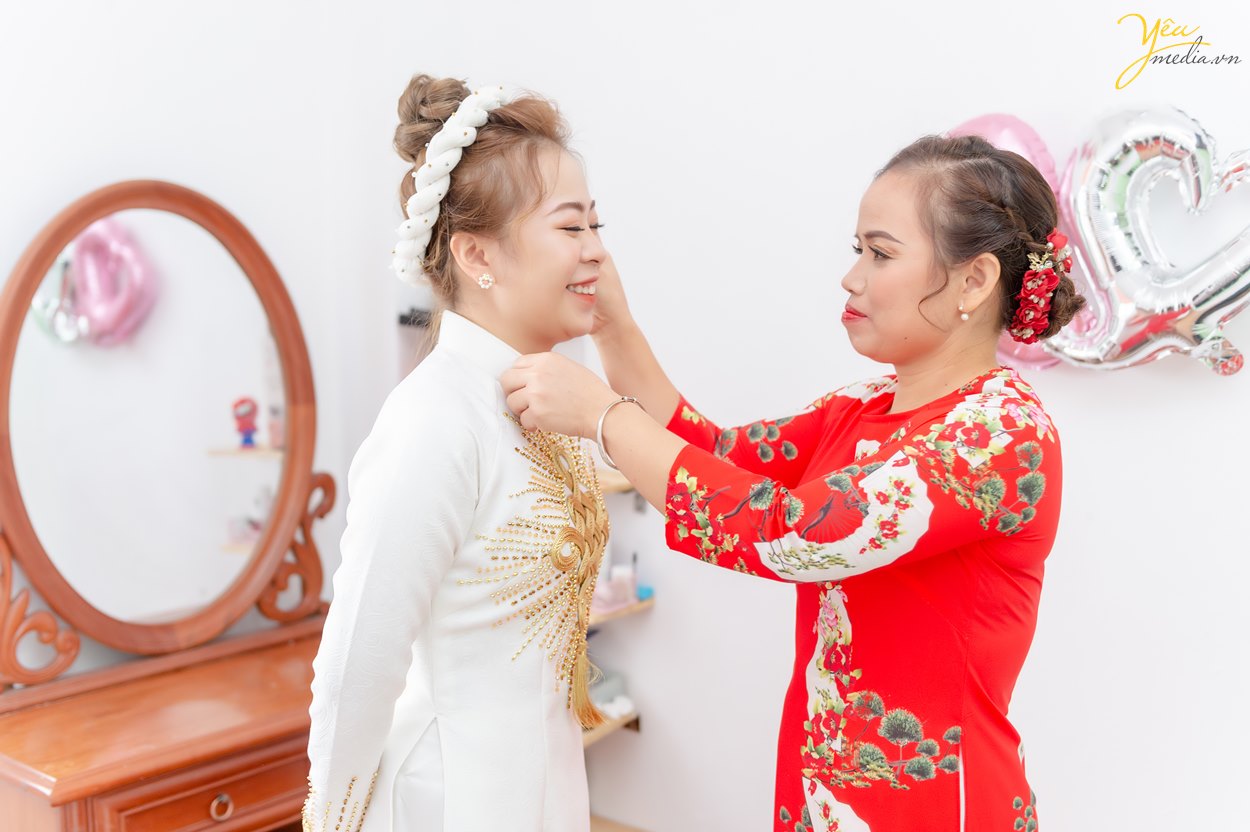 Chụp ảnh phóng sự cưới truyền thống thời "bình thường mới" tuân thủ 5K