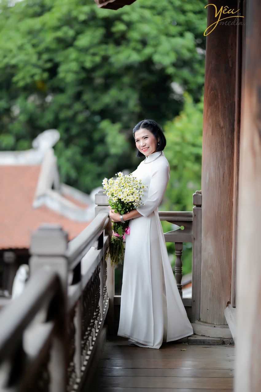 giá chụp ảnh áo dài truyền thống ở văn miếu hà nội