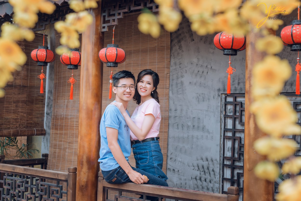 ảnh cưới chụp phong cách tự nhiên nhất hà nội theo phong cách hàn quốc trong studio ở đâu giá rẻ