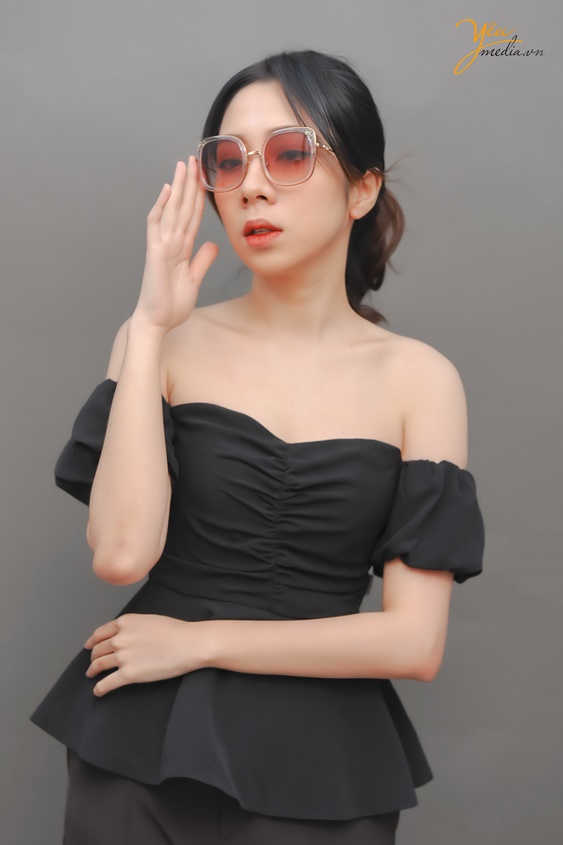 Chụp ảnh profile cho bạn diễn viên Gabrielle Trang