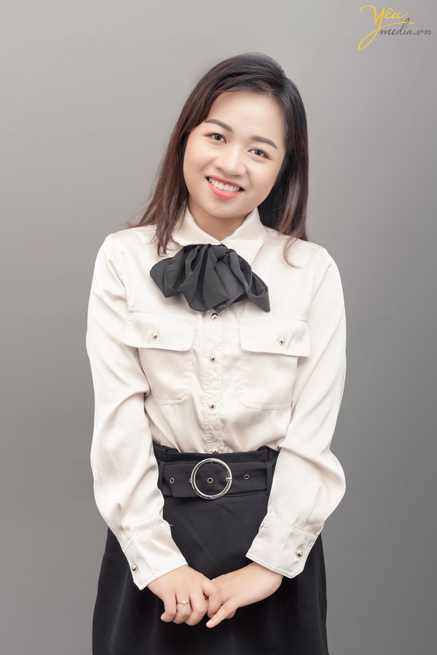 Chụp hình chân dung làm profile, brochure quảng cáo chuyên nghiệp tại hà nội