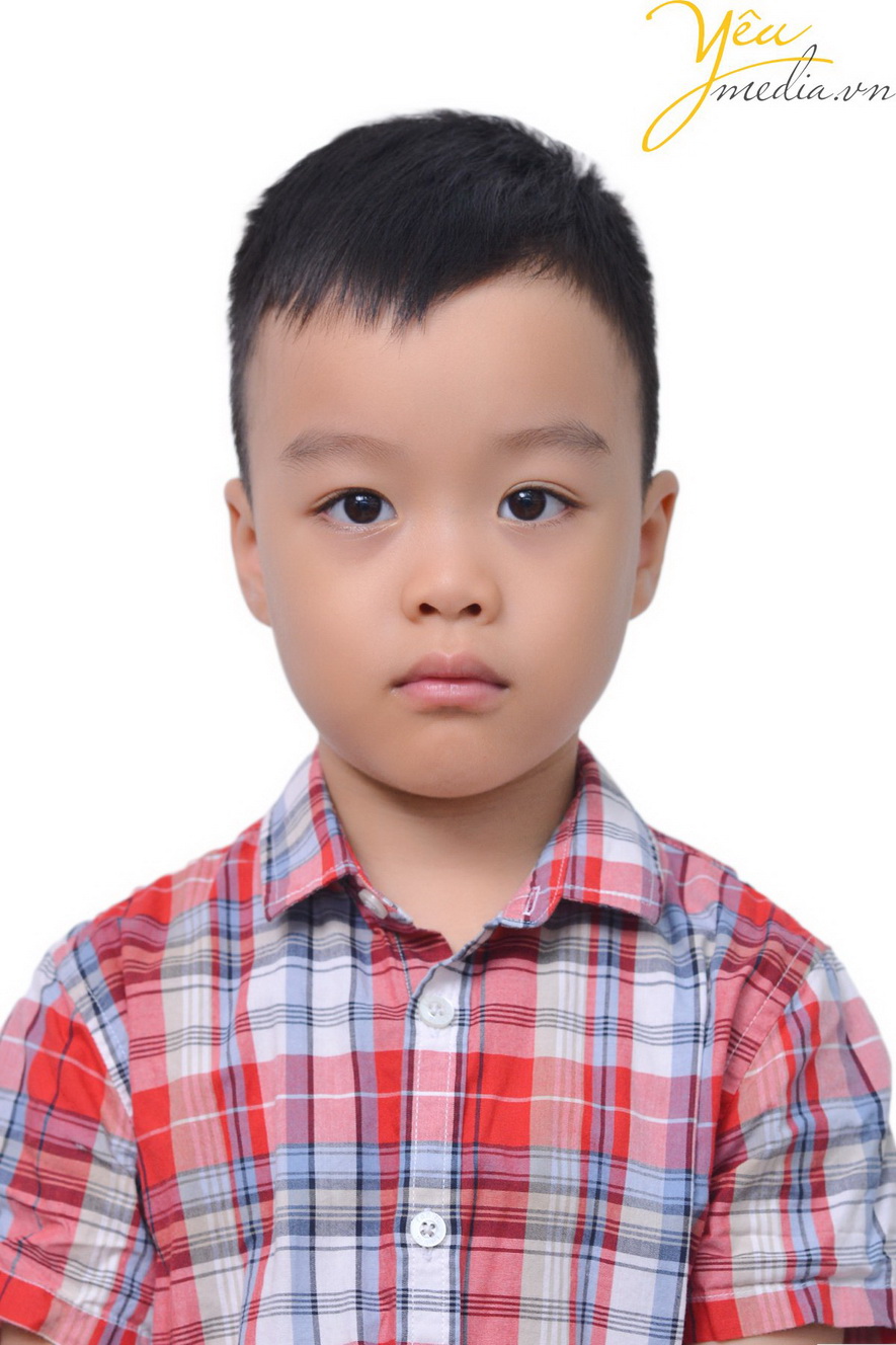 Chụp ảnh thẻ cho bé cần lưu ý gì