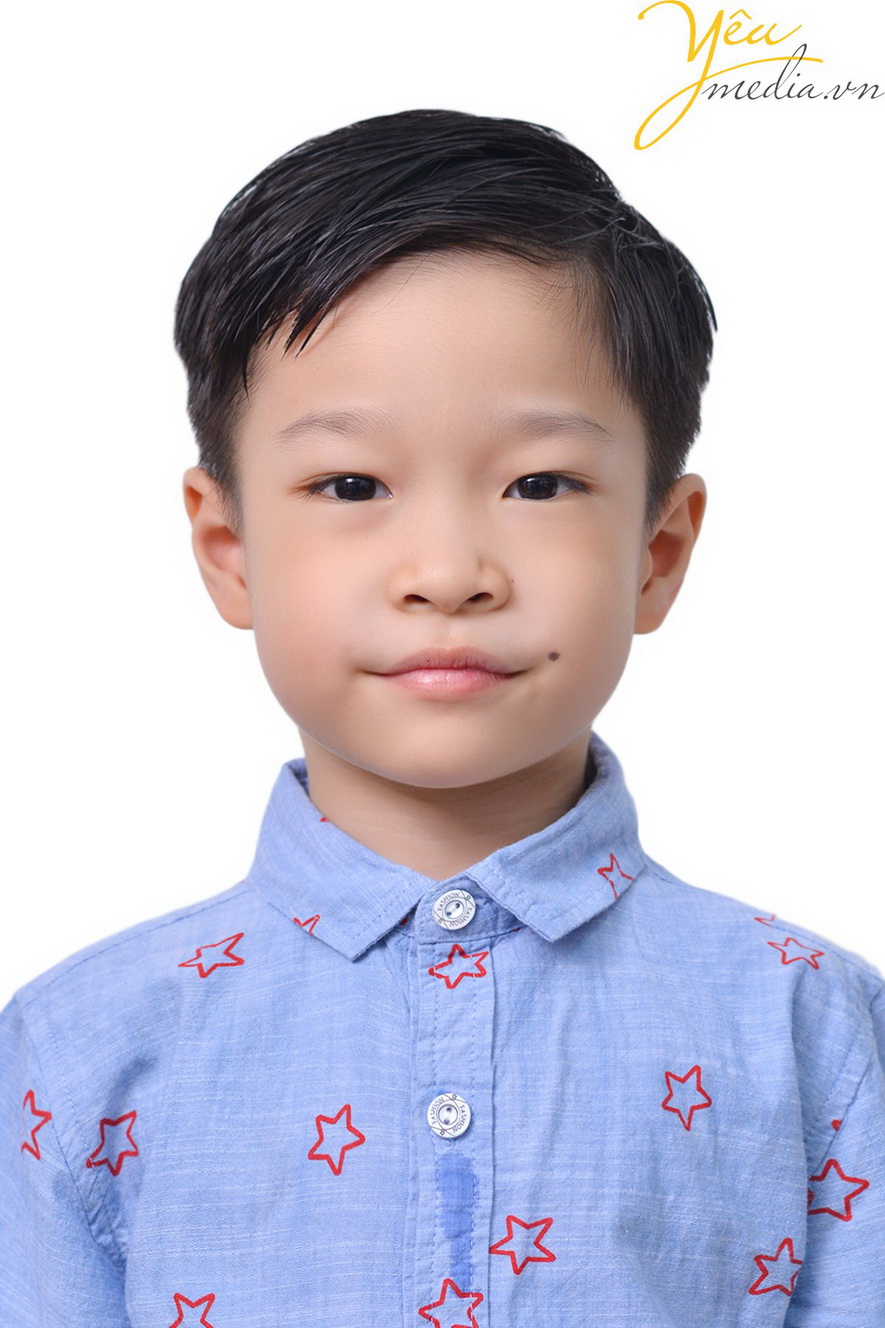 Chụp ảnh thẻ cho bé cần lưu ý gì