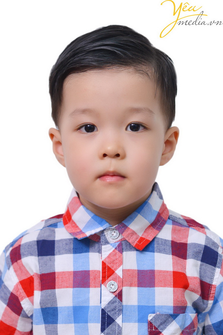 Chụp ảnh thẻ cho bé cần lưu ý gì