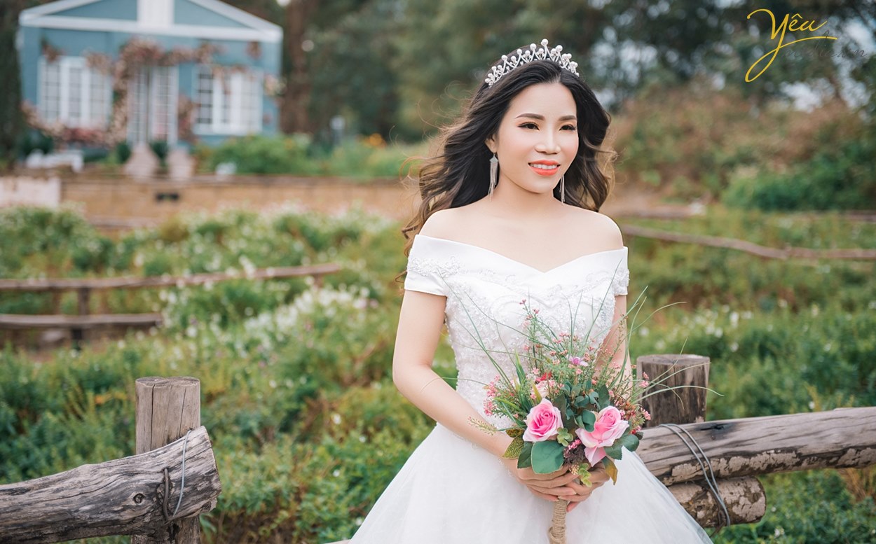 chụp hình cưới làm album đẹp cô dâu khoe sắc