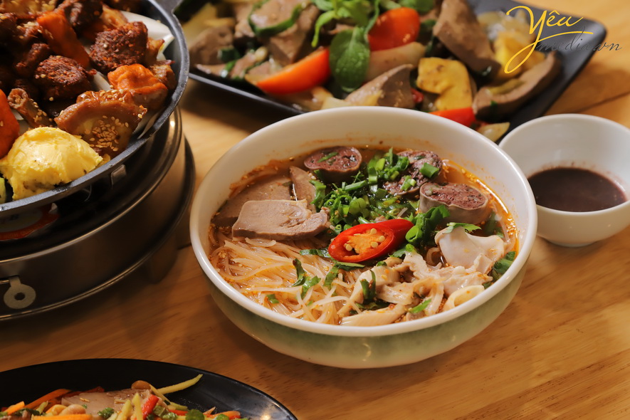 Chụp ảnh món ăn quảng bá thương hiệu cho nhà hàng