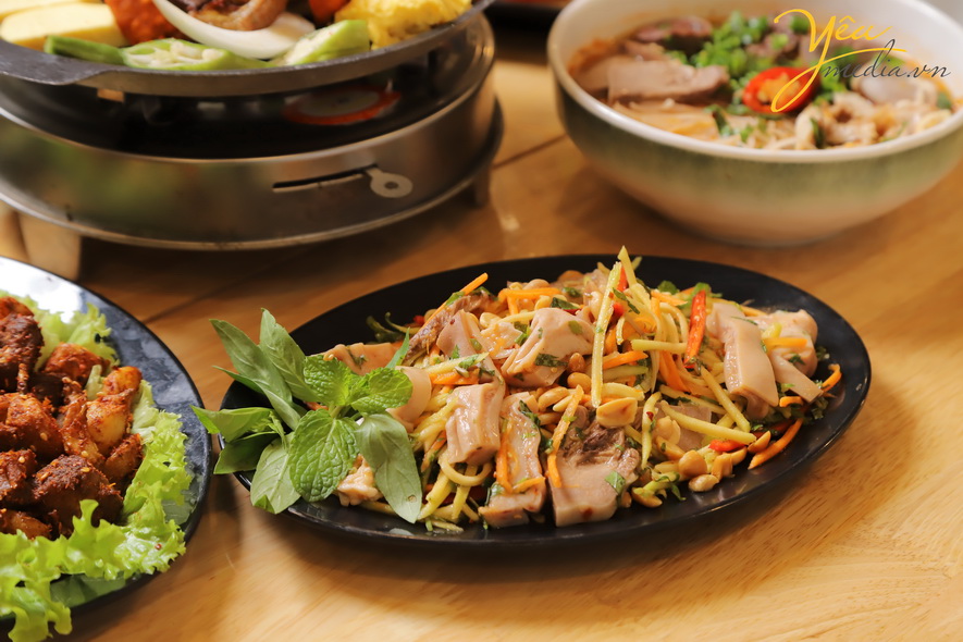 Chụp ảnh món ăn quảng bá thương hiệu cho nhà hàng