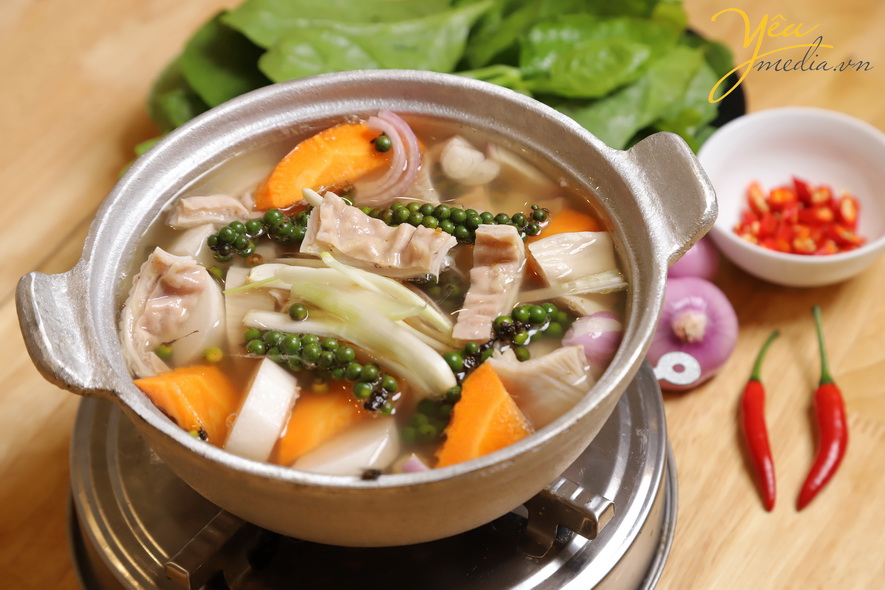 Chụp ảnh món ăn quảng bá thương hiệu cho nhà hàng