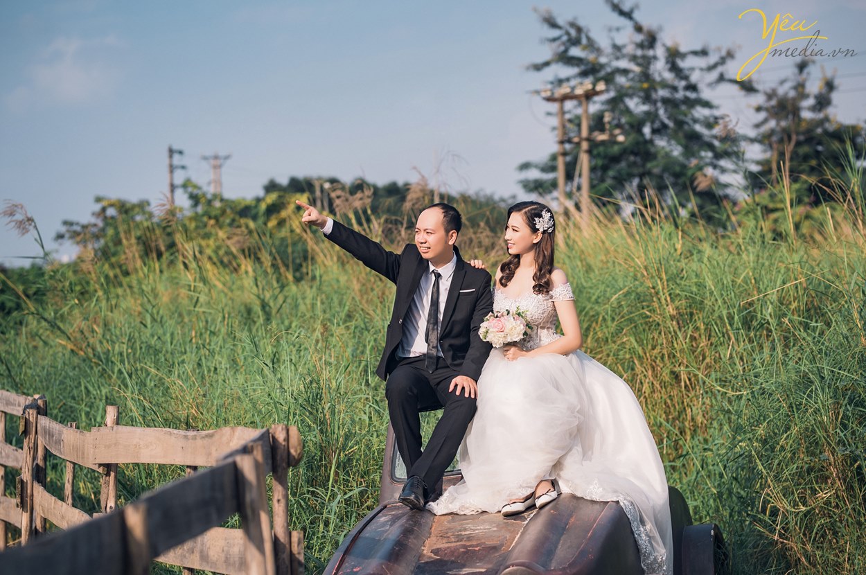 ảnh cưới chụp ở ngoại cảnh hoang dã