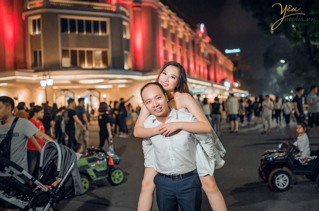 ảnh viện áo cưới chuyen chụp ở hồ hoàn kiếm đẹp