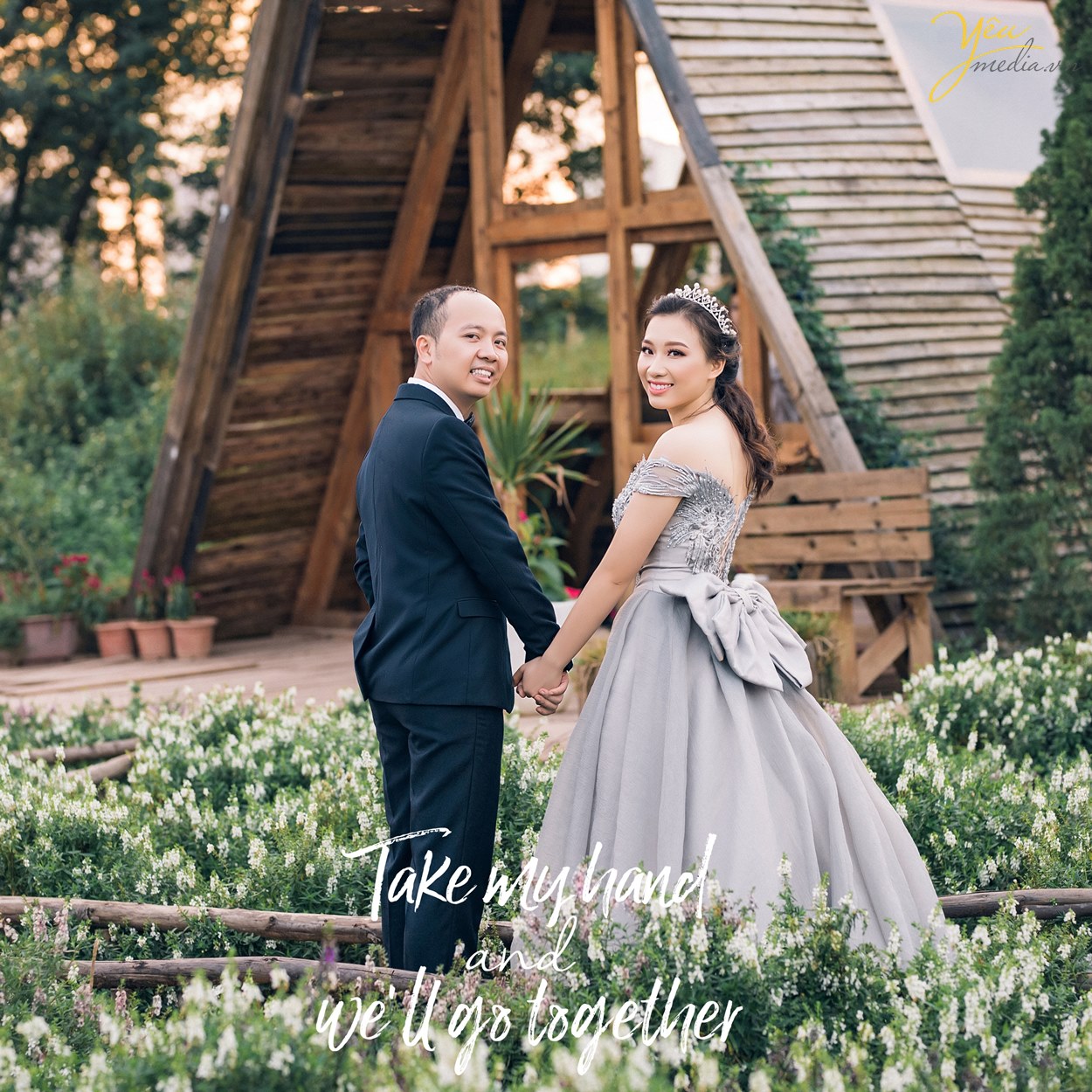 bìa album đẹp nhất cho cô dâu chú rể lựa chọn