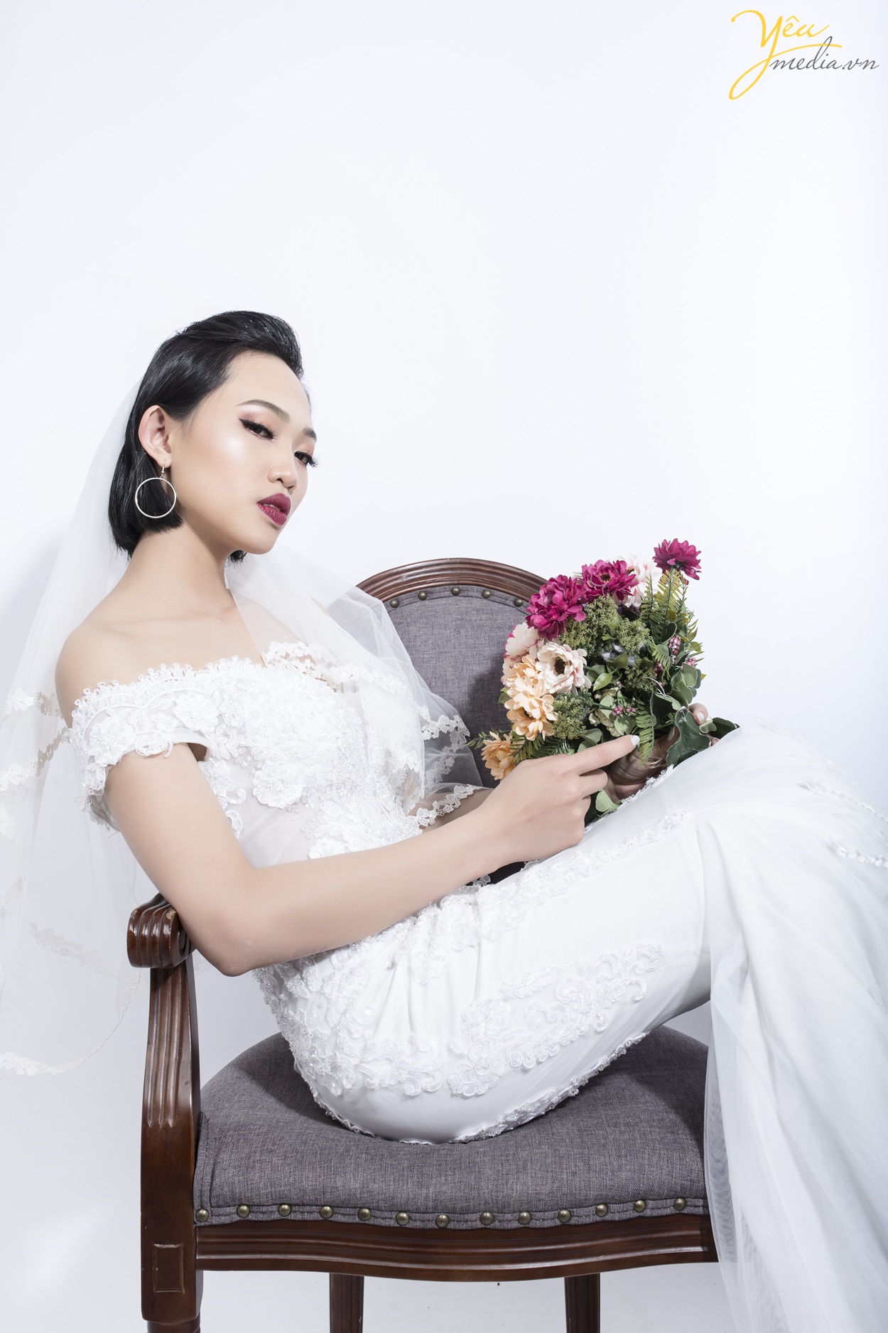 cô dâu cá tính tại studio ảnh viện yêu media