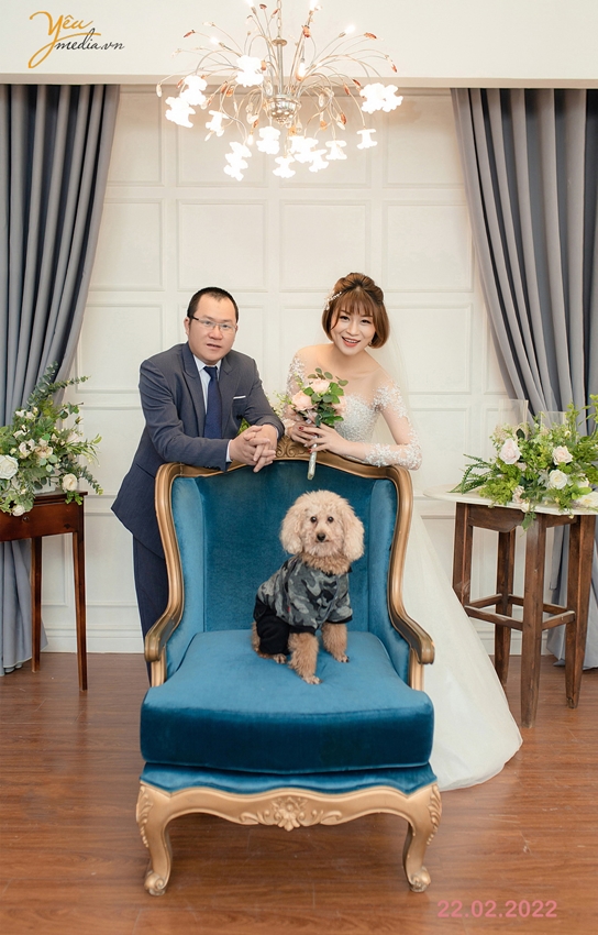 Chụp ảnh cưới cùng thú cưng của cặp đôi Kim Nhượng - Lan Anh