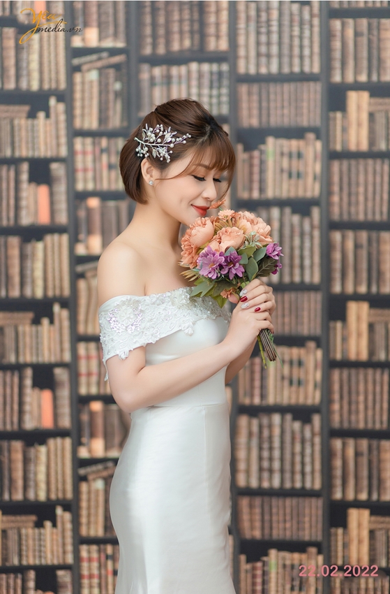 Chụp ảnh cưới cùng thú cưng của cặp đôi Kim Nhượng - Lan Anh