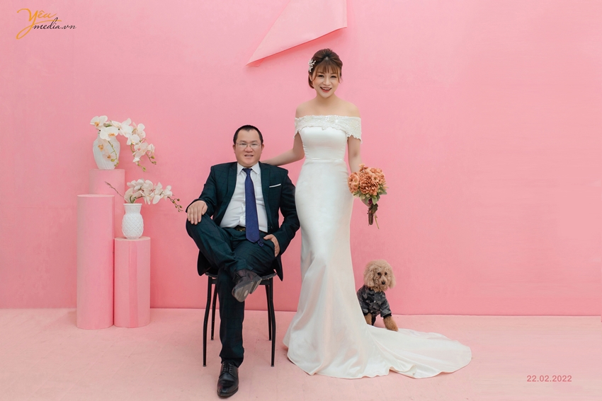 Chụp ảnh cưới cùng thú cưng của cặp đôi Kim Nhượng - Lan Anh