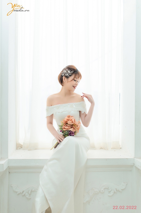 Chụp ảnh cưới cùng thú cưng của cặp đôi Kim Nhượng - Lan Anh