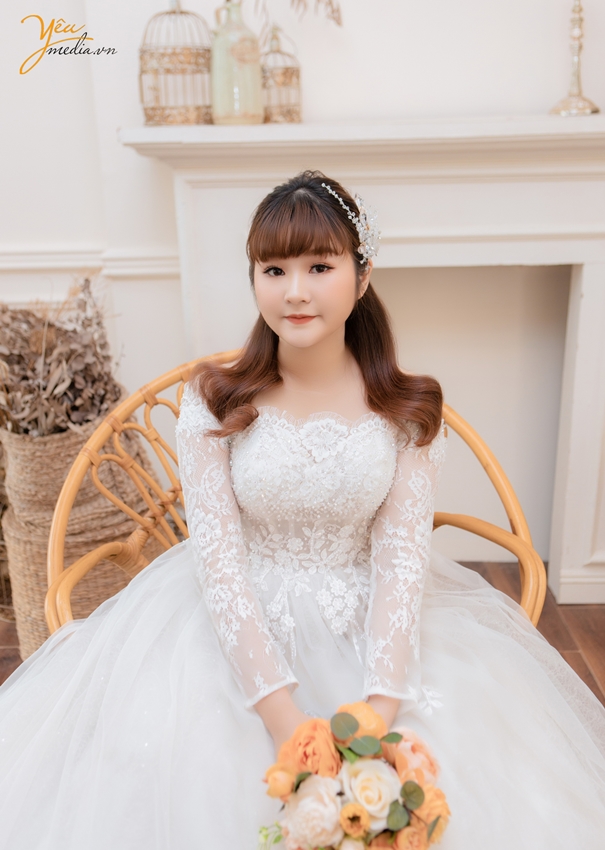 Ảnh chụp cưới ở phim trường của cặp đôi Quốc Toàn - Ánh Dương