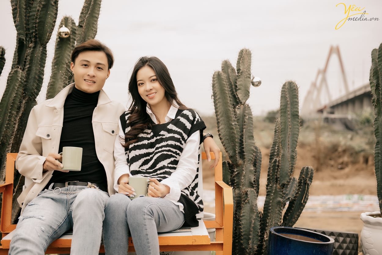 Review phim trường Cactic Zone chụp ảnh cưới ở hà nội với cây xương rồng chất lừ