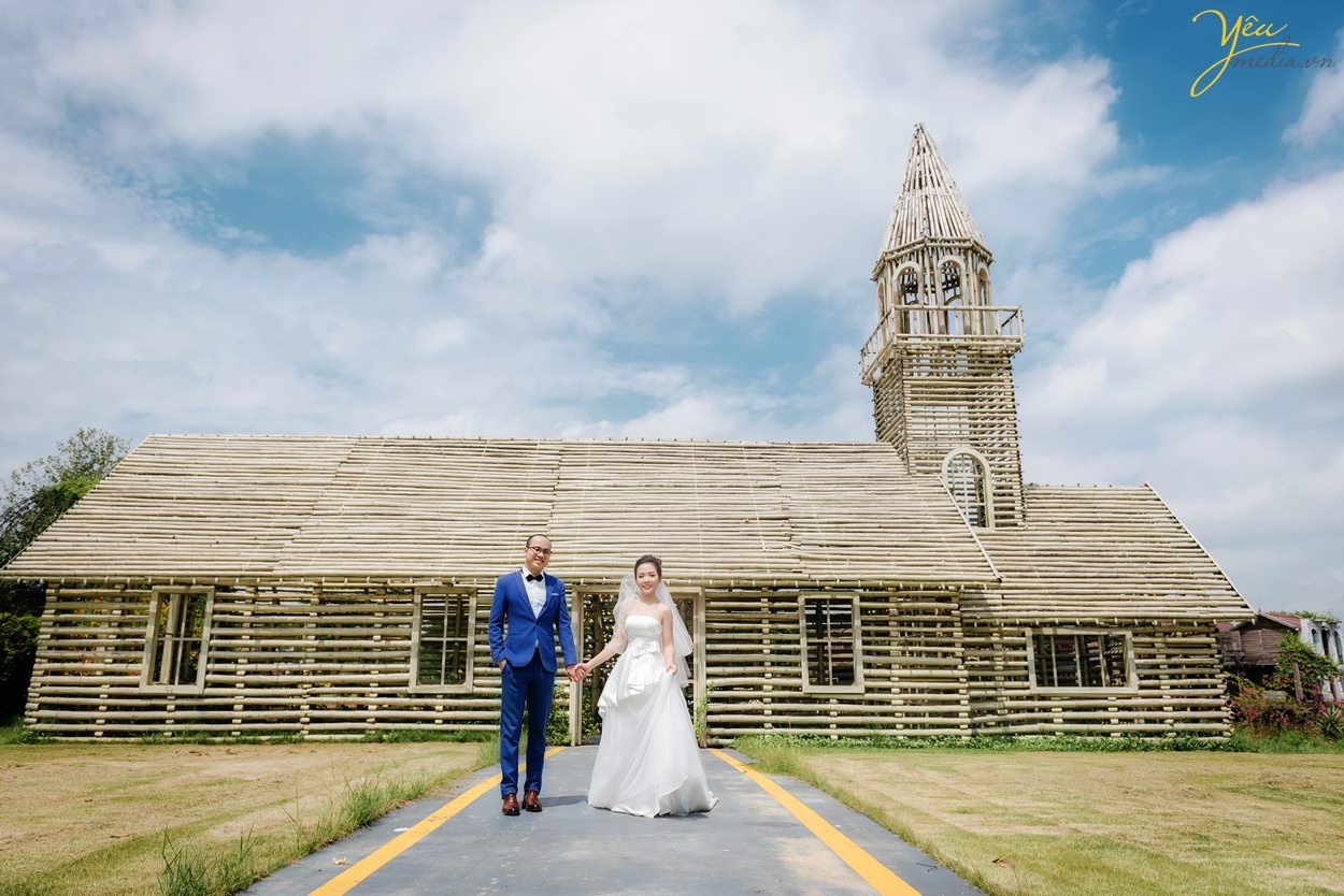 Chụp ảnh cưới phim trường lớn nhất Hà Nội Smiley Ville decor mới năm 2020-2021