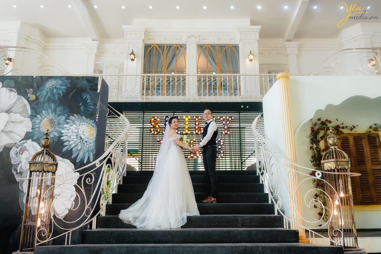 Chụp ảnh cưới phim trường lớn nhất Hà Nội Smiley Ville decor mới năm 2020-2021