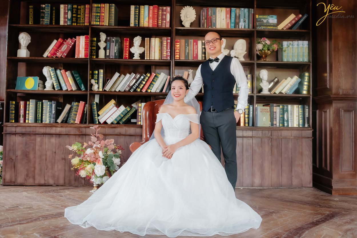 Chụp ảnh cưới phim trường lớn nhất Hà Nội Smiley Ville decor mới năm 2020-2021