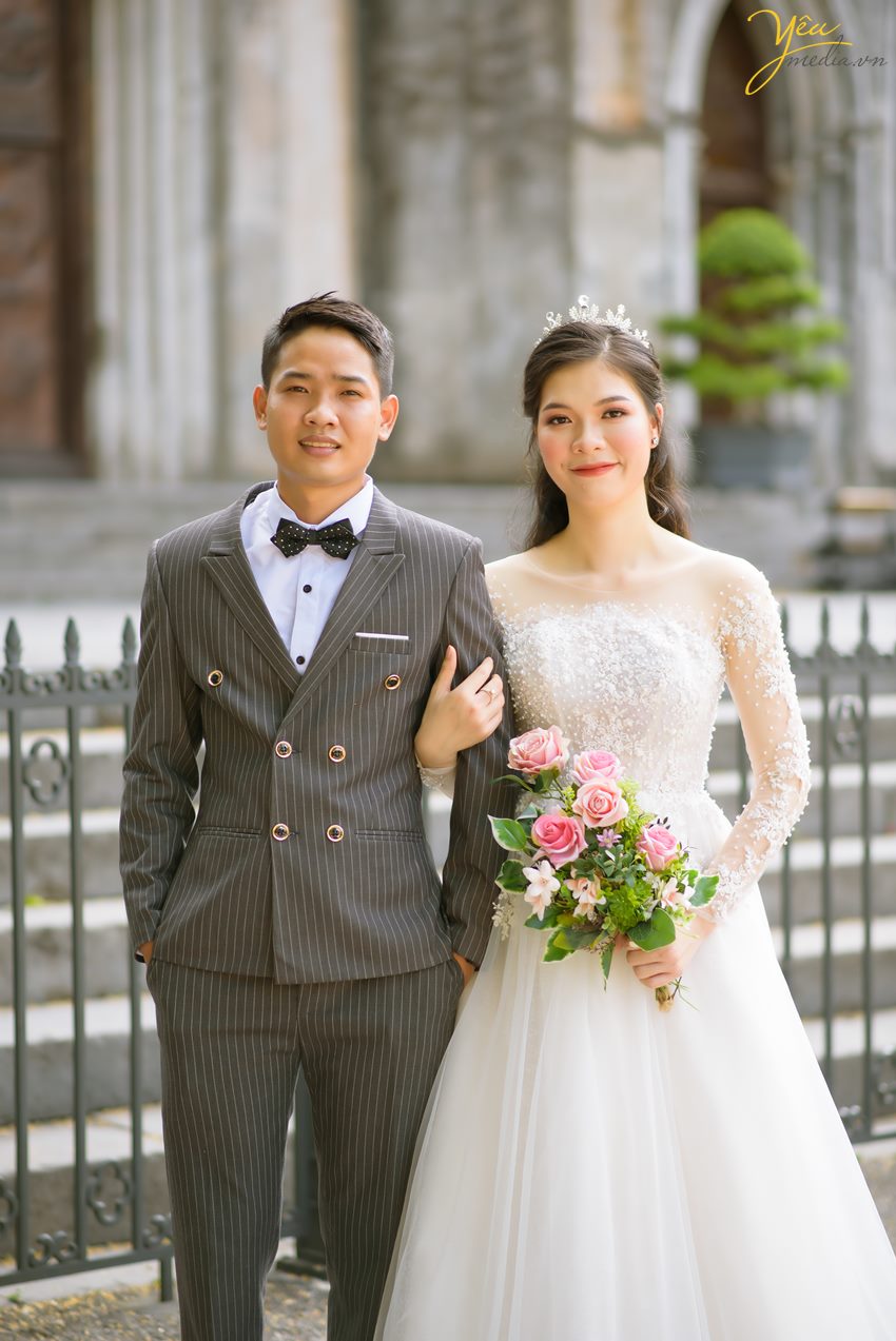 Khi chọn lựa chụp ảnh cưới tại nhà thờ lớn Hà Nội, bạn sẽ yên tâm có được Album ảnh cưới tuyệt vời nhất. Không chỉ vậy, một không gian linh thiêng sẽ chính nhân chứng cho tình yêu của 2 bạn dành cho nhau.