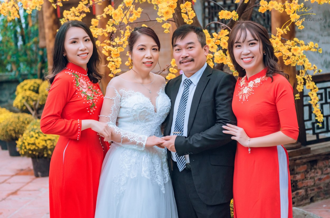 Bí quyết chụp ảnh gia đình kiểu Hàn Quốc trong studio