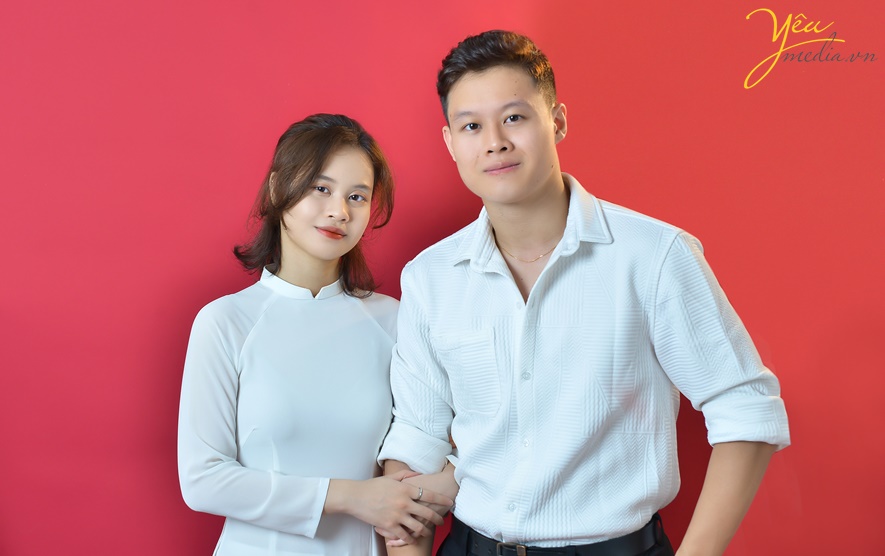 bộ ảnh gia đình NSND Nguyễn Tiến Dũng chụp trong studio 