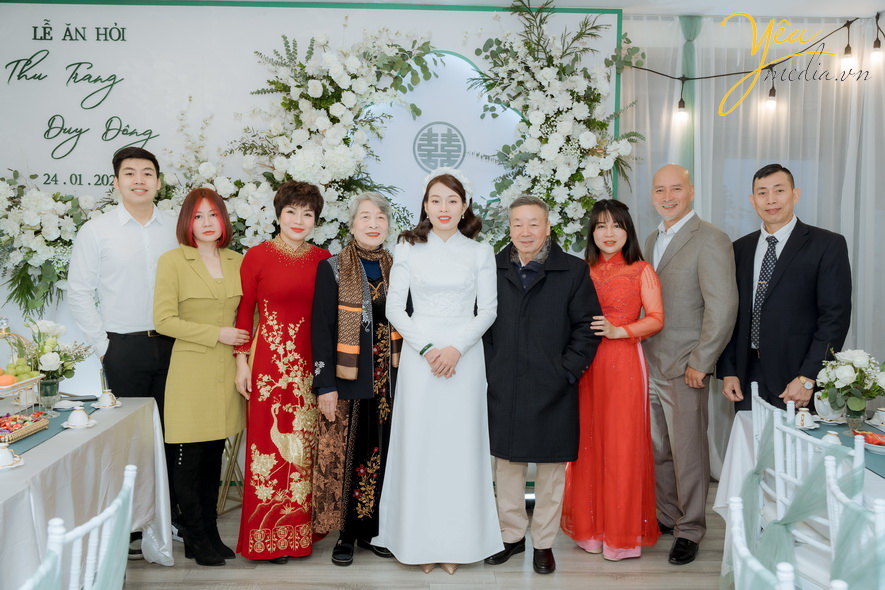 Bộ ảnh ăn hỏi cô dâu Thu Trang và chú rể Duy Đông