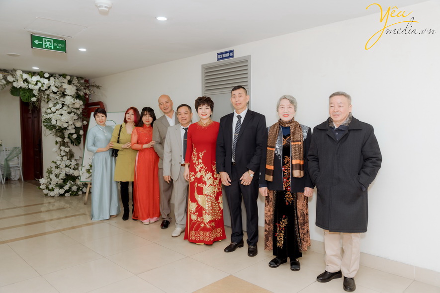 Bộ ảnh ăn hỏi cô dâu Thu Trang và chú rể Duy Đông