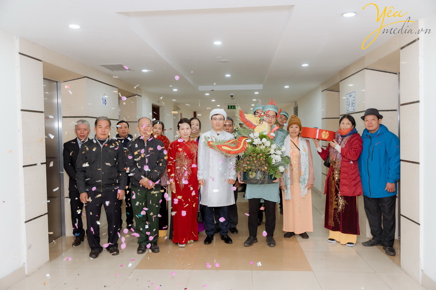 Bộ ảnh ăn hỏi cô dâu Thu Trang và chú rể Duy Đông