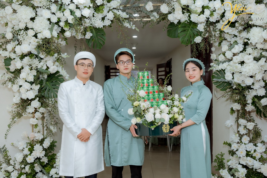 Bộ ảnh ăn hỏi cô dâu Thu Trang và chú rể Duy Đông